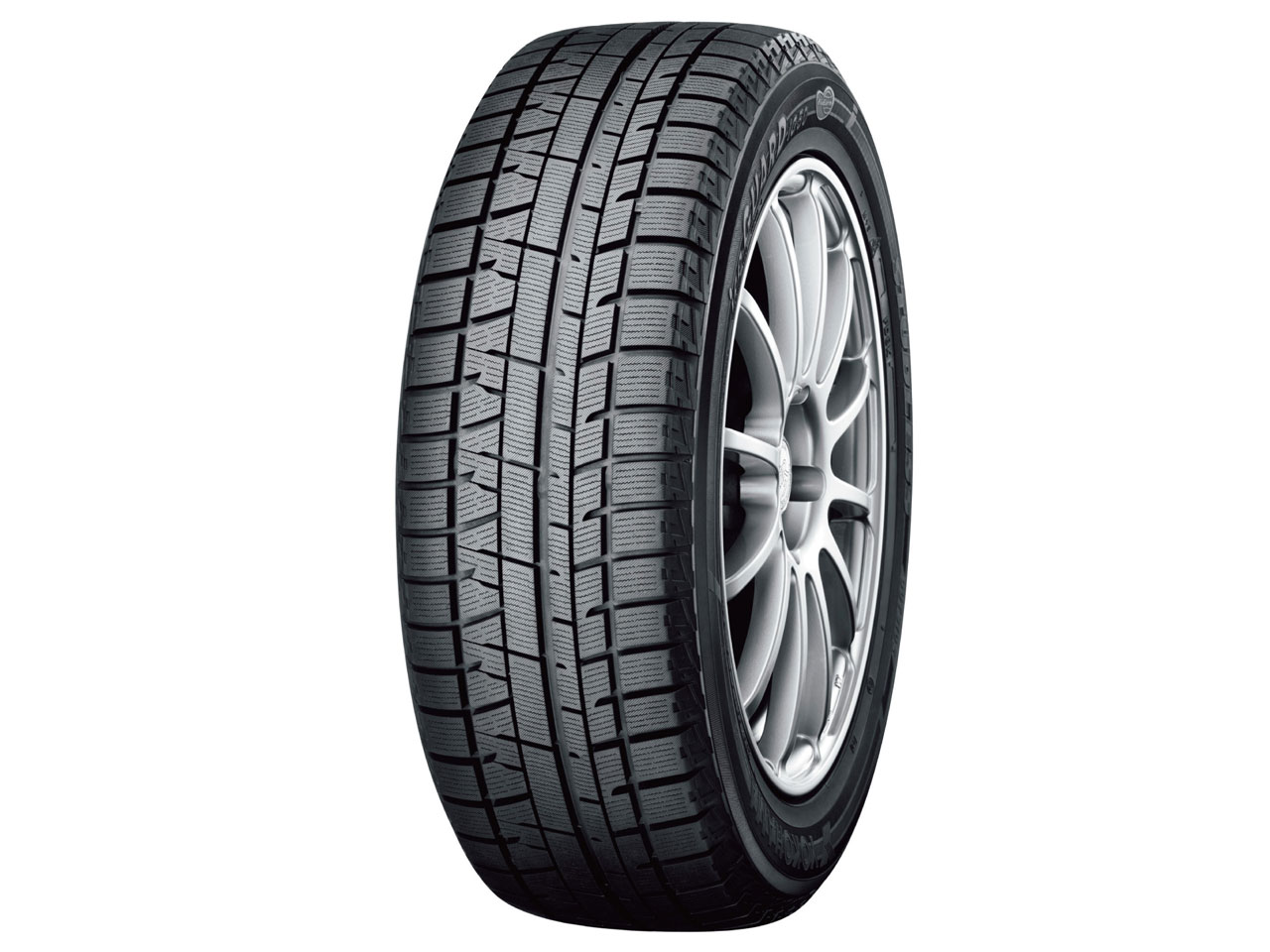 Levně 145/70R12 69Q, Yokohama, iceGUARD iG50